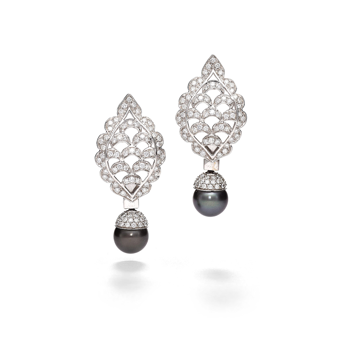 Diamonds-black-pearls-18k-white-gold-earrings