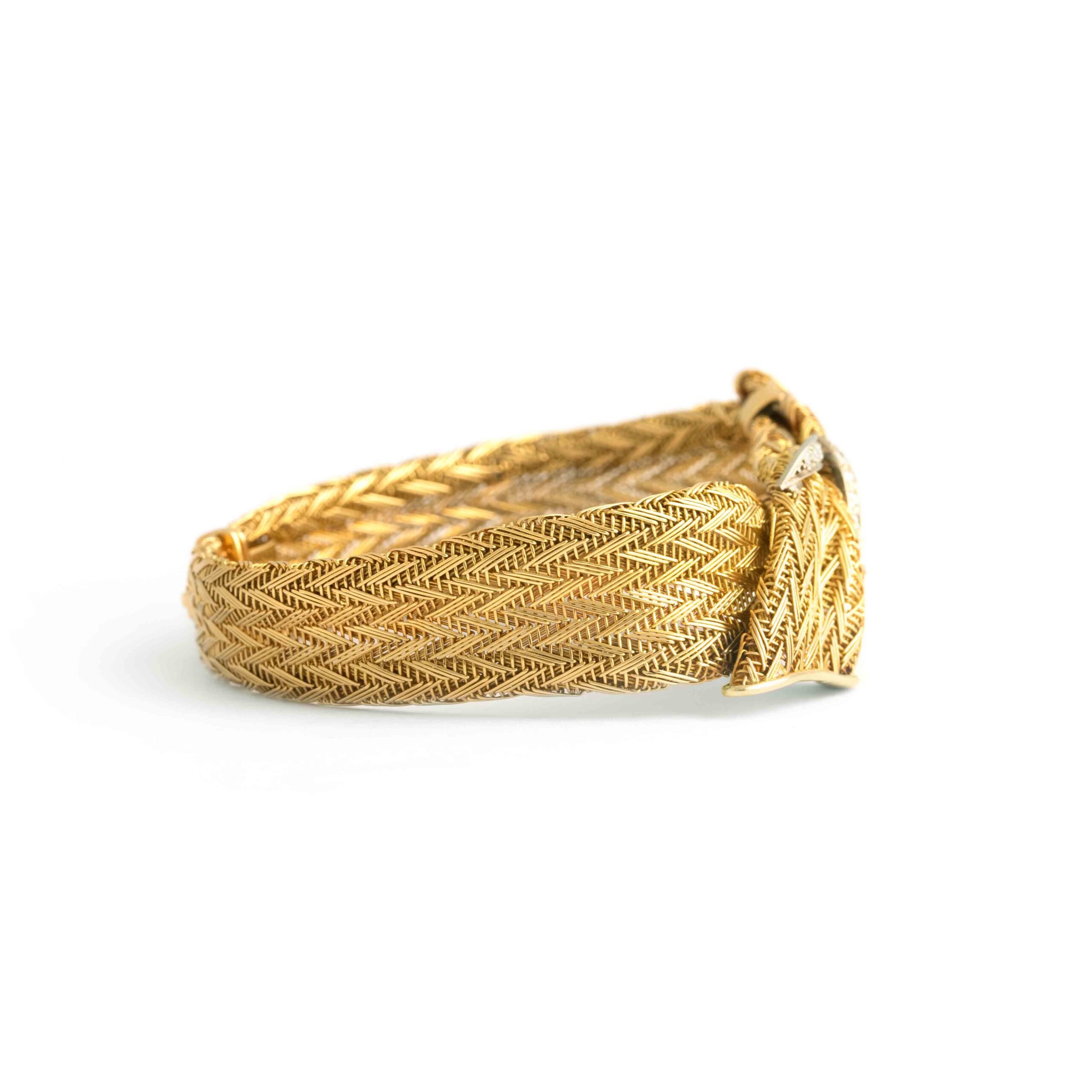 Vintage Diamond Yellow Gold 18K Bracelet. Circa 1960. set with 5 diamonds and 12 diamonds. Length
