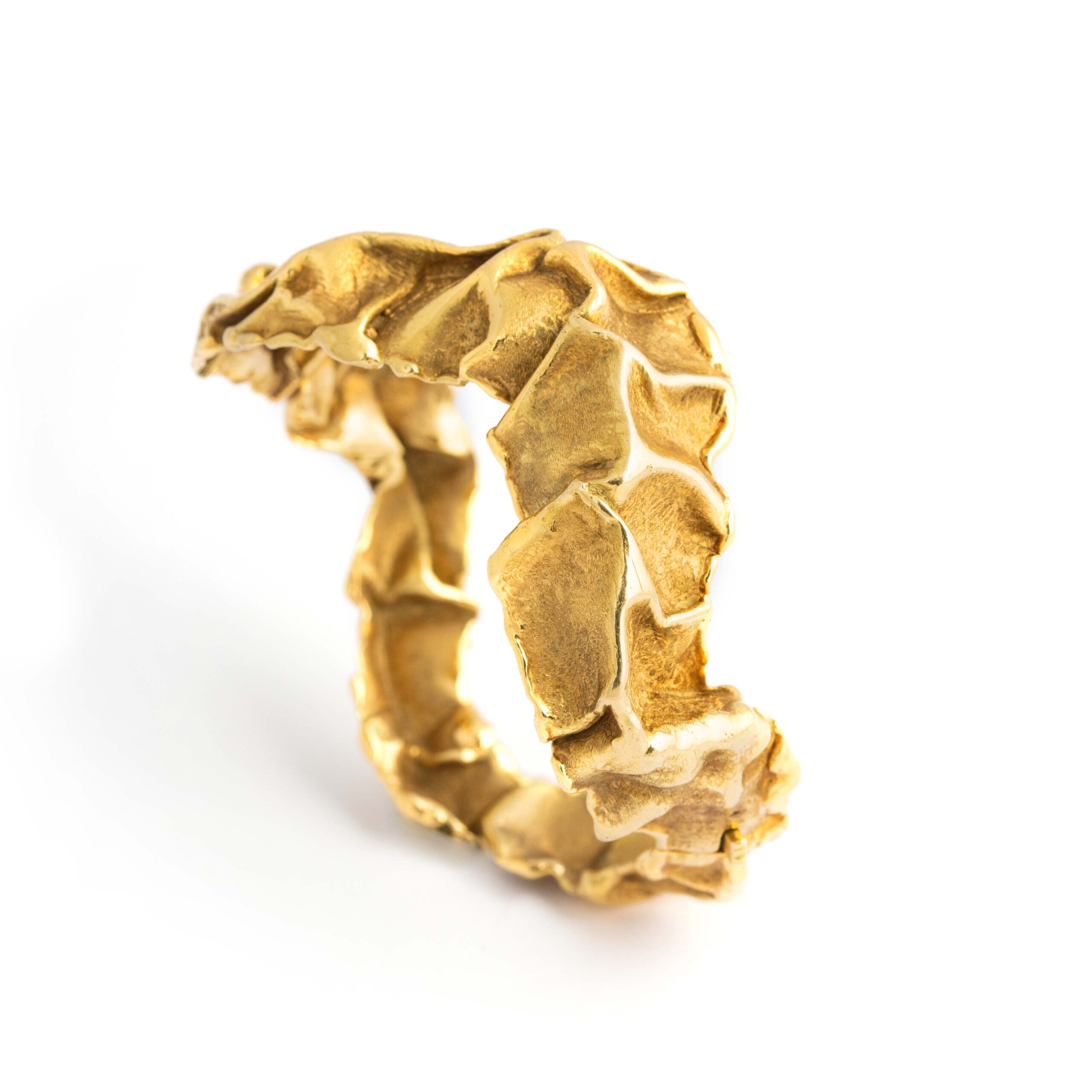 Gilbert Albert Yellow Gold 18K Vintage Bangle Bracelet. Unique design by Swiss artist jeweler Gilbert Albert. Inner length