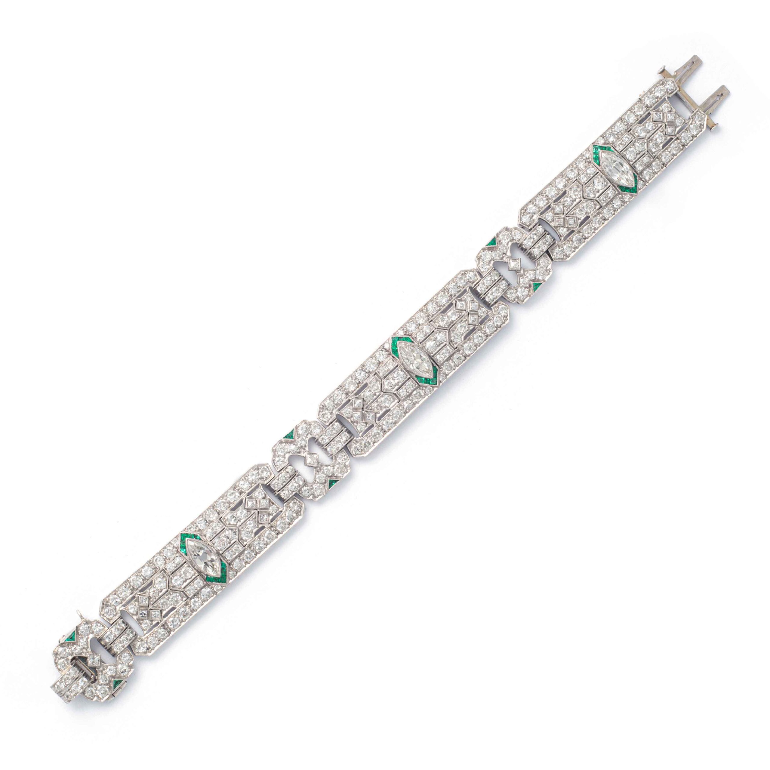Front view of a Art Deco Bracelet in Platinum set with Diamonds and Emeralds. American work from Circa 1930.