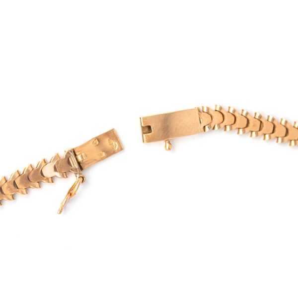Gold 18K Necklace. Circa 1950. Total length: approx. 41.00 centimeters. Total width: approx. 0.45 centimeters. Total weight: 19.35 grams.
